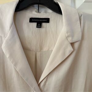 Banana Republic Silk Cream Button Down Shirt